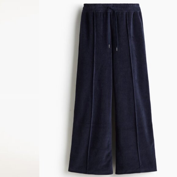 H&M Pants - NWT H&M Wide-Leg Velour Joggers